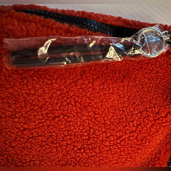 Free People/Cozy Red/Orange Sherpa Crossbody Sling Bag - Picture 6 of 10